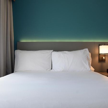 Comfort Inn & Suites Nw Milwaukee Germantown المظهر الخارجي الصورة