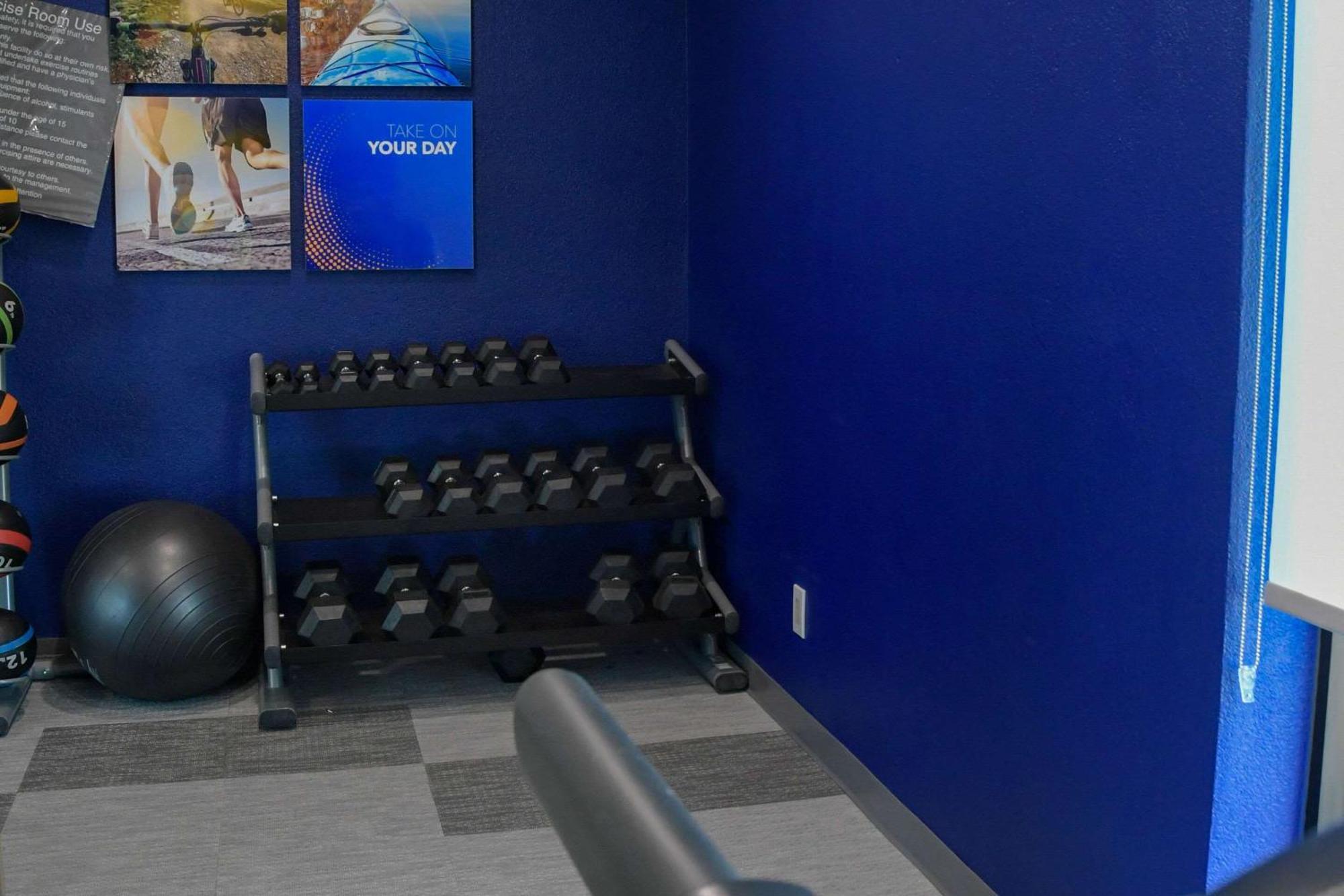 Comfort Inn & Suites Nw Milwaukee Germantown المظهر الخارجي الصورة
