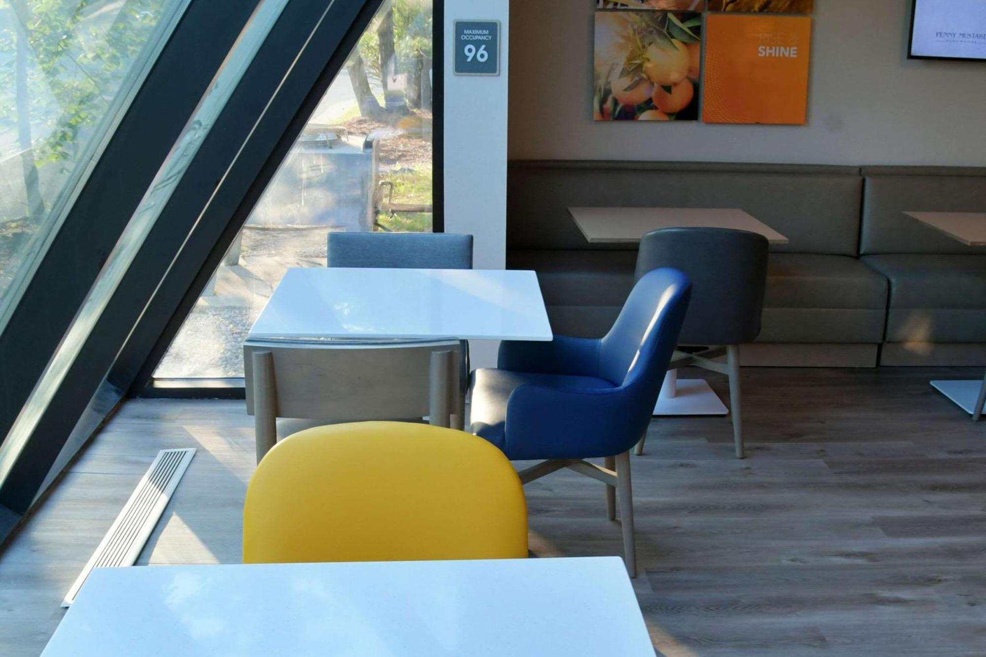 Comfort Inn & Suites Nw Milwaukee Germantown المظهر الخارجي الصورة