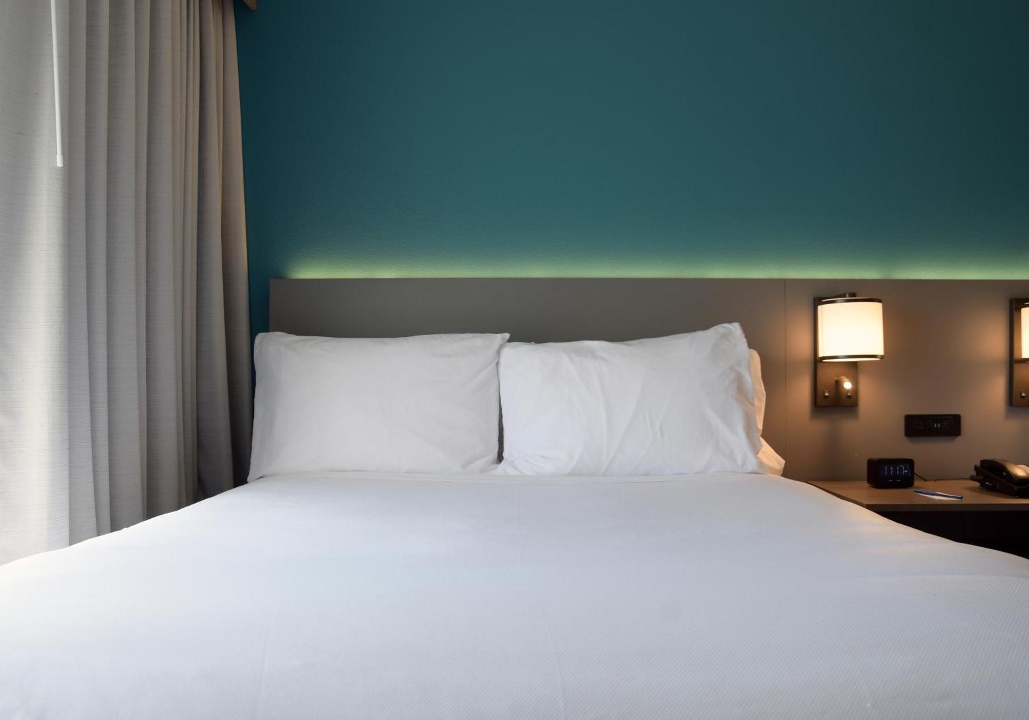 Comfort Inn & Suites Nw Milwaukee Germantown المظهر الخارجي الصورة